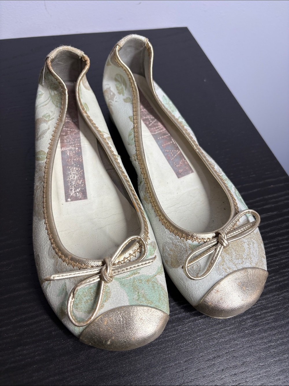 Hispanitas Women's Cream Ballet Flats with Gold Cap Toe